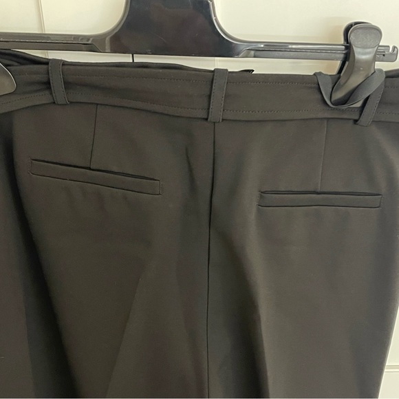 Pinko "Love Birds" Black Waist Pants w/ perfect amount stretchy soft finish - Picture 6 of 7